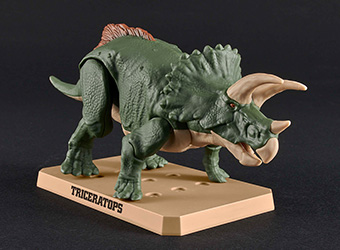 組み立てる恐竜フィギュア・プラノサウルス「トリケラトプス」