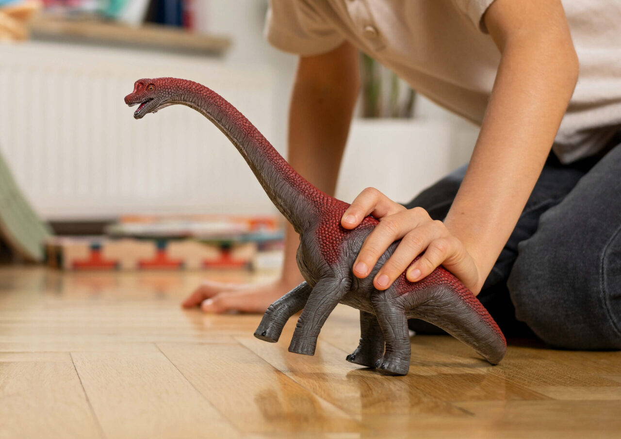 シュライヒ恐竜フィギュア ブラキオサウルス（レッド）